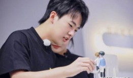 娱乐吃瓜郭麒麟,娱乐界的吃瓜达人，揭秘娱乐圈幕后故事